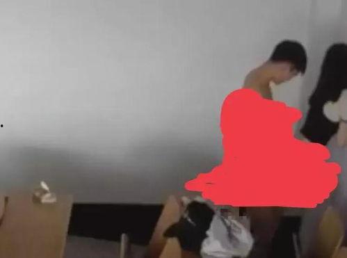 教室吃瓜合集,揭秘校园里的那些趣闻轶事